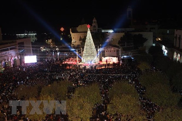 Hàng nghìn người đổ về thành phố Bethlehem để ăn mừng Giáng sinh (25/12/2019)