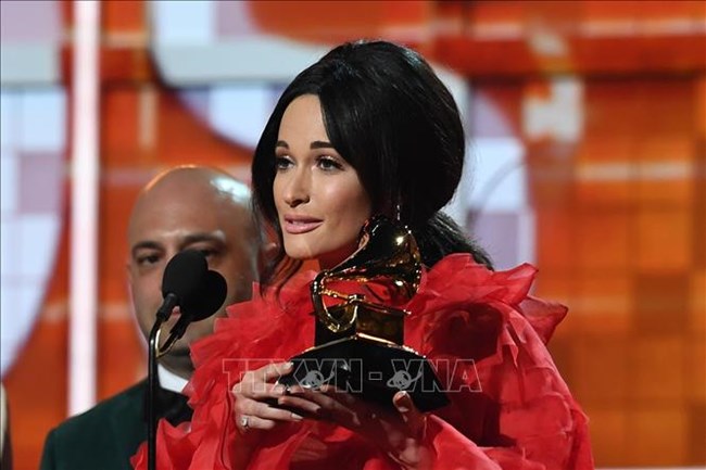 Grammy 2019: Ca sĩ Kacey Musgraves đoạt Album của năm với 