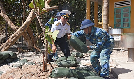 Cán bộ chiến sĩ đảo Phan Vinh phát huy truyền thống bảo vệ biển đảo (7/3/2019)