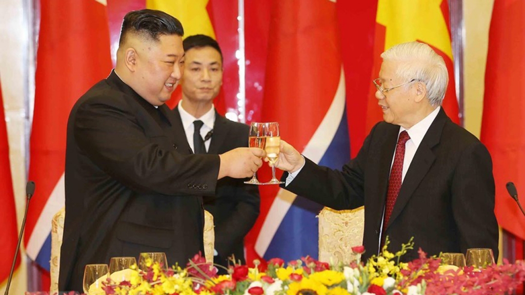 Tổng Bí thư, Chủ tịch nước Nguyễn Phú Trọng chủ trì chiêu đãi trọng thể, chào mừng Chủ tịch Triều Tiên Kim Jong Un thăm hữu nghị chính thức nước ta (Thời sự sáng 2/3/2019)