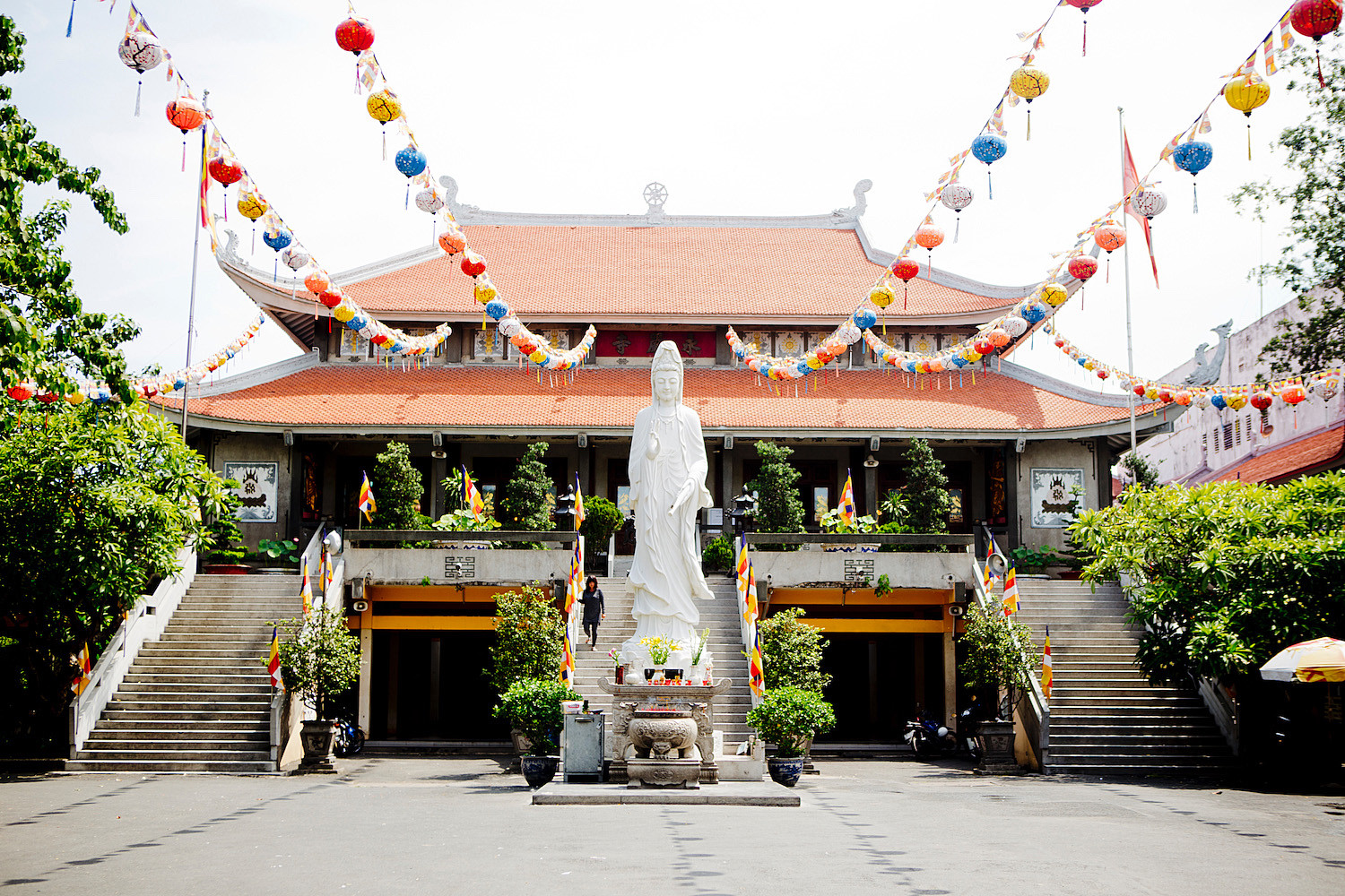 Thăm ngôi chùa có tượng Phật Bà lớn nhất đồng bằng sông Cửu Long (14/6/2019)