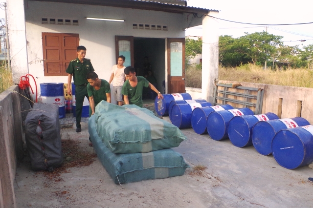 Đà Nẵng triệt phá đường dây sản xuất dầu nhớt giả (25/7/2019)