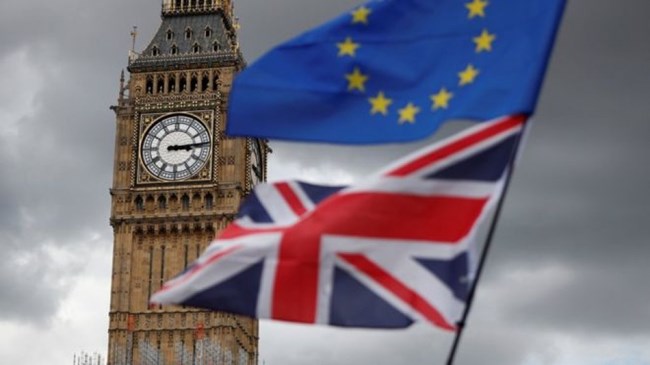 Cuộc đua chưa ngã ngũ và tương lai bất định của Brexit (14/7/2019)