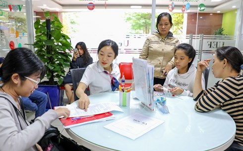 THỜI SỰ 21H30 ĐÊM 21/7/2019: Hàng nghìn thí sinh tham gia ngày hội tư vấn xét tuyển Đại học, Cao đẳng tại Hà Nội và thành phố Hồ Chí Minh