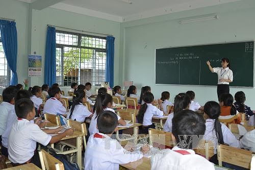 Giáo viên: Áp lực nghề nghiệp và cách lan tỏa, chuyển hóa những cảm xúc tích cực (16/7/2019)