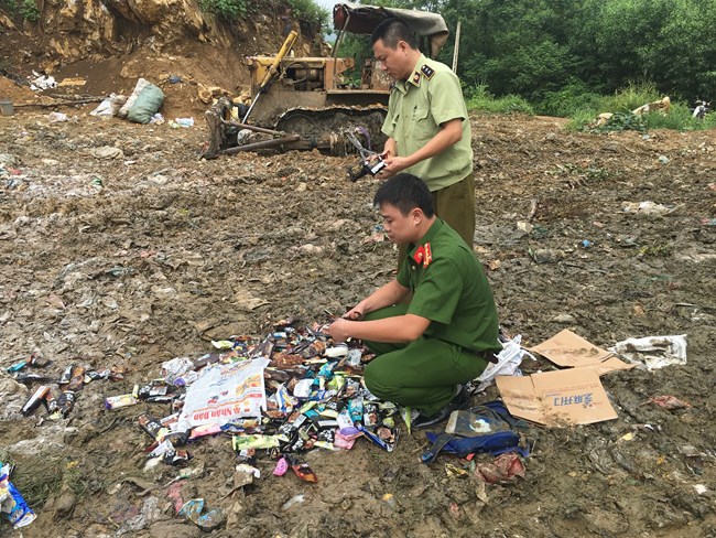 Tuyên Quang: Tiêu hủy kem do Trung Quốc sản xuất (18/7/2019)