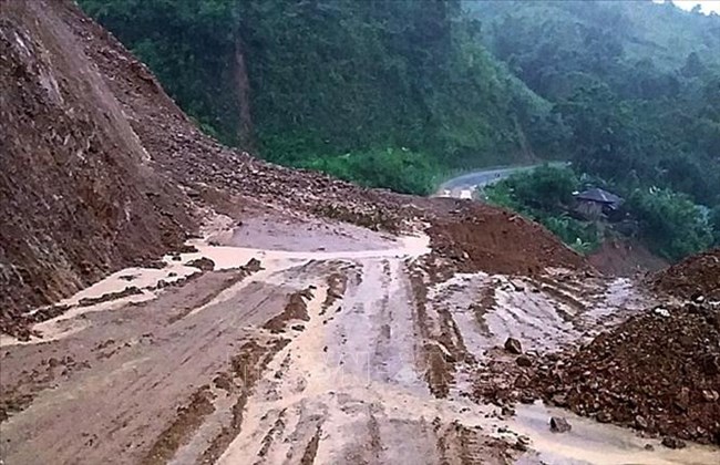 THỜI SỰ 21H30 ĐÊM 24/7/2019: Mưa kéo dài, tiếp tục sạt lở gây ách tắc và cô lập cục bộ nhiều vùng tại tỉnh Lai Châu.