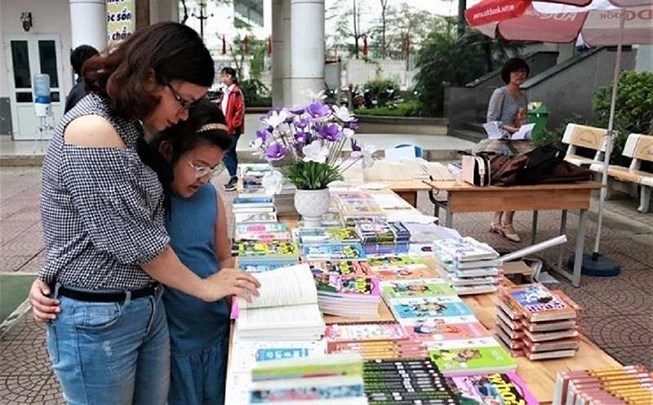 Mô hình đọc báo ở khu dân cư - lan tỏa văn hóa đọc (9/7/2019)