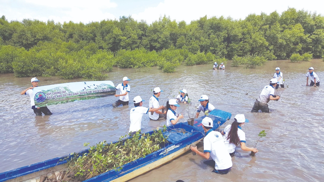 Chuyển đổi sinh kế ứng phó với biến đổi khí hậu (20/8/2019)