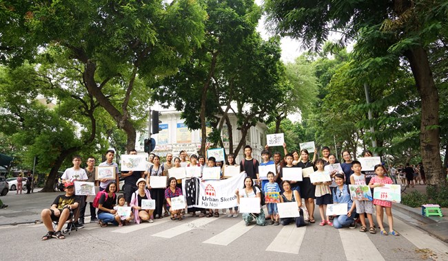 Nhóm ký họa đô thị Hà Nội với khát vọng lưu giữ cả Hà Nội vào tranh (3/9/2019)