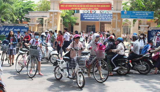 Cải tạo cơ sở hạ tầng giao thông trường học, nâng cao nhận thức cho cộng đồng về bảo đảm trật tự an toàn giao thông khu vực trường học (4/9/2019)