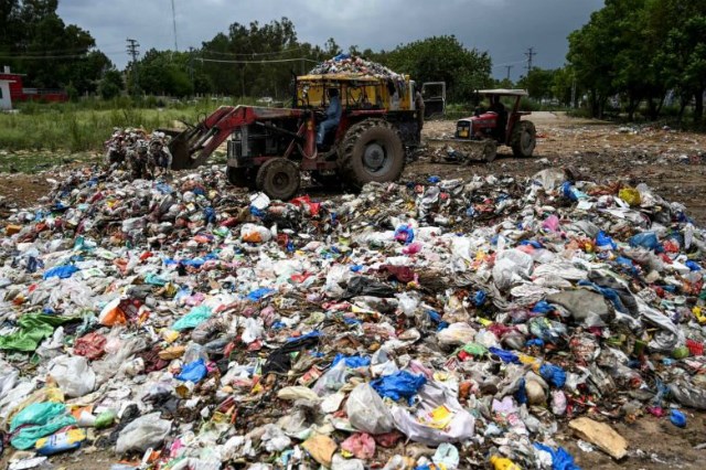 Nghèo đói làm khủng hoảng rác thải nhựa ở Phillipines thêm trầm trọng (11/9/2019)