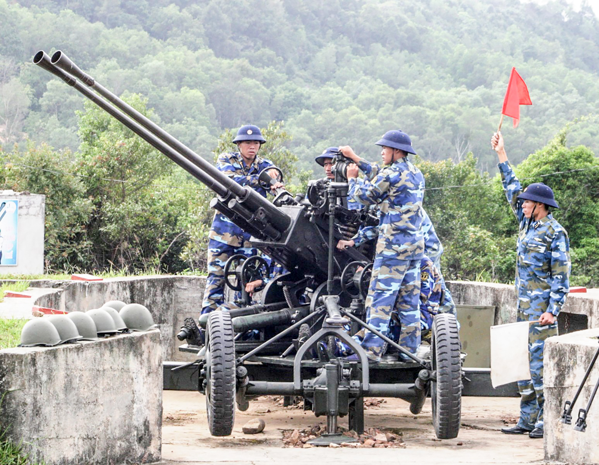 Lực lượng Hải quân nhân dân vững vàng nơi biển đảo Tây Nam của Tổ quốc (6/1/2020)