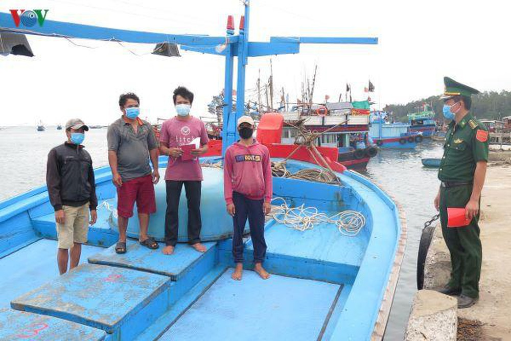 Tăng cường ngăn chặn tàu cá Việt Nam khai thác trái phép ở vùng biển nước ngoài (2/10/2020)