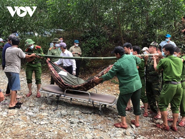 THỜI SỰ 21H30 ĐÊM 15/10/2020: Thủ tướng Chính phủ chia buồn sâu sắc với gia đình các nạn nhân vụ sạt lở đất ở Thừa Thiên Huế