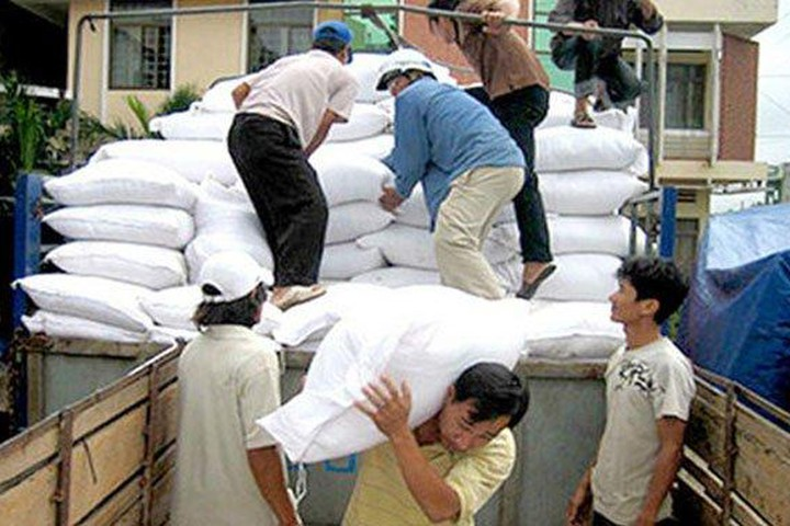 THỜI SỰ 6H SÁNG 19/10/2020: Thủ tướng Chính phủ quyết định xuất cấp 4.000 tấn gạo hỗ trợ nhân dân miền Trung. 