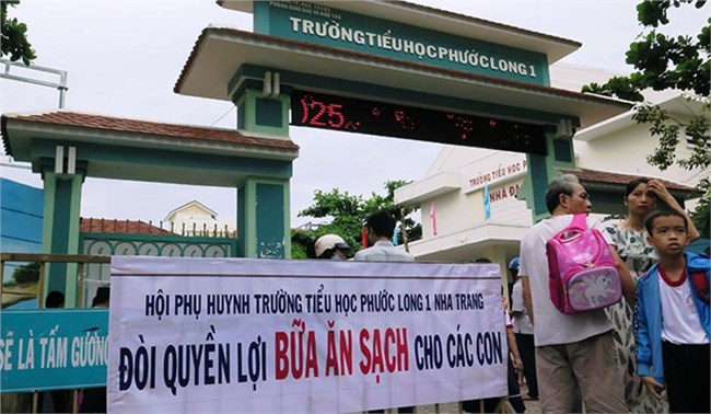 Khánh Hòa: Cần sớm làm rõ việc học sinh Tiểu học bị bớt xén suất ăn (8/11/2020)