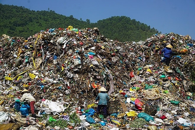 Vì sao Hà Nội loay hoay trước “cuộc khủng hoảng rác”? (28/11/2020)