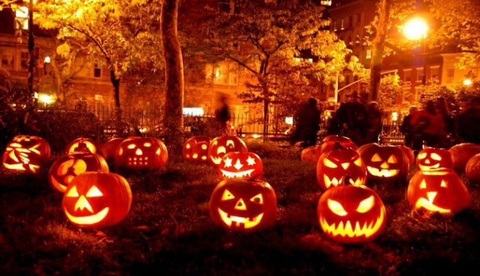 Một lễ hội Halloween khác biệt ở Mỹ (31/10/2020)