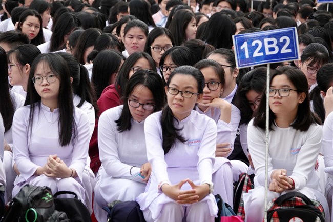 THỜI SỰ 21H30 ĐÊM 13/4/2020: Thành phố Hồ Chí Minh xây dựng bộ tiêu chí đánh giá an toàn trường học, sẵn sàng cho học sinh đi học trở lại vào giữa tháng 5 tới