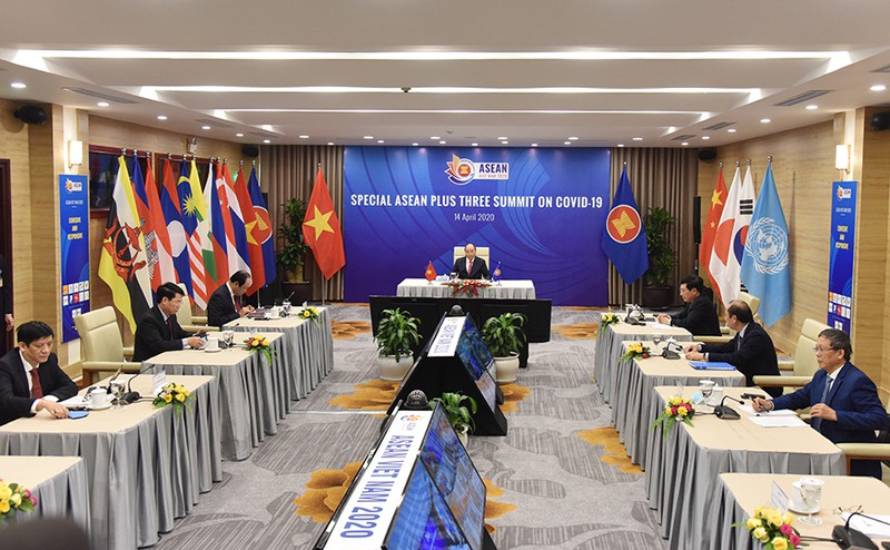THỜI SỰ 18H CHIỀU 14/4/2020: Hai hội nghị trực tuyến Cấp cao Đặc biệt ASEAN và ASEAN + 3 về ứng phó dịch bệnh COVID-19 ra các Tuyên bố chung. Thủ tướng Chính phủ Nguyễn Xuân Phúc, Chủ tịch ASEAN 2020 chủ trì các hội  nghị này.