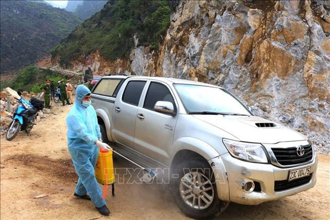 Hà Giang: Tiến hành test sàng lọc đối với người dân thị trấn Đồng Văn (25/4/2020)