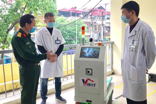 Tăng hiệu quả phòng, chống dịch bệnh từ việc sử dụng robot (11/4/2020)