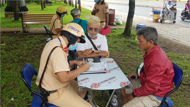 
TPHCM: Tổng kiểm tra rà soát tất cả phương tiện (15/5/2020)