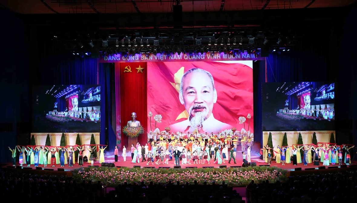 THỜI SỰ 6H SÁNG 19/5/2020: Nhiều hoạt động kỷ niệm 130 năm ngày sinh Chủ tịch Hồ Chí Minh đã được tổ chức tại nhiều nơi trên thế giới.