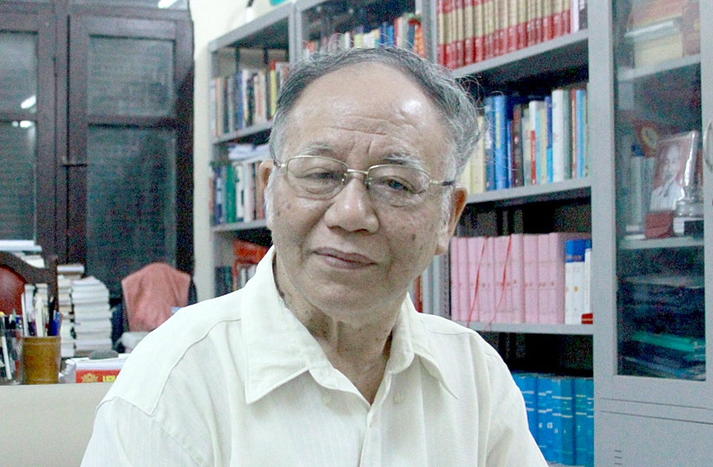 Hồ Chí Minh: 