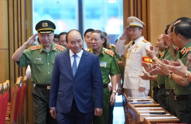 THỜI SỰ 12H TRƯA 25/6/2020: Thủ tướng Nguyễn Xuân Phúc dự Hội nghị sơ kết công tác công an 6 tháng đầu năm 2020.