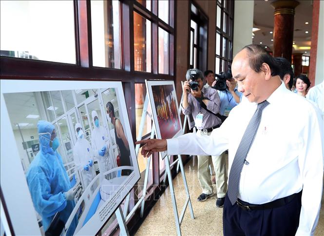 THỜI SỰ 18H CHIỀU 16/6/2020: Thủ tướng Nguyễn Xuân Phúc dự Hội nghị sơ kết công tác thông tin, tuyên truyền phòng, chống dịch Covid-19.