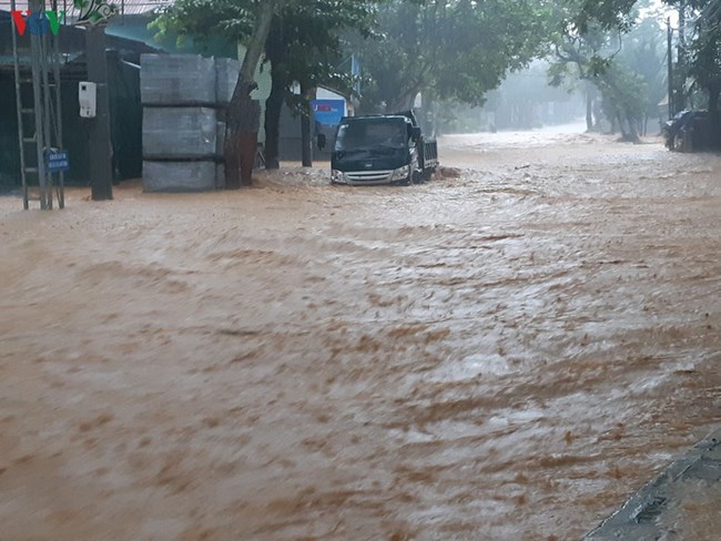 THỜI SỰ 6H SÁNG 22/7/2020: Thủ tướng Nguyễn Xuân Phúc yêu cầu các cơ quan đối phó, khắc phục hậu quả mưa lũ ở Hà Giang.