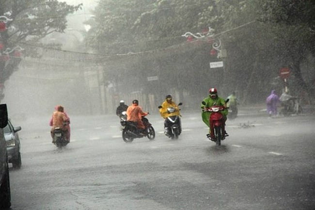 THỜI SỰ 21H30 ĐÊM 31/7/2020: Áp thấp nhiệt đới có khả năng mạnh lên thành bão và gây mưa dông tại Bắc Bộ và Bắc Trung Bộ.