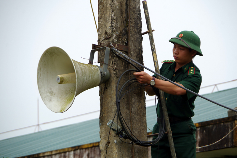 Loa phát thanh trong thế trận 