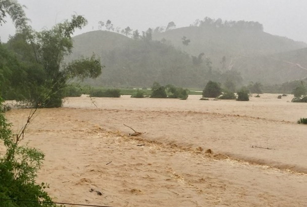 Nghệ An: Khẩn trương chuẩn bị ứng phó áp thấp mạnh lên thành bão (1/8/2020)