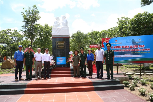 Đắk Lắk: Khánh thành tượng đài 