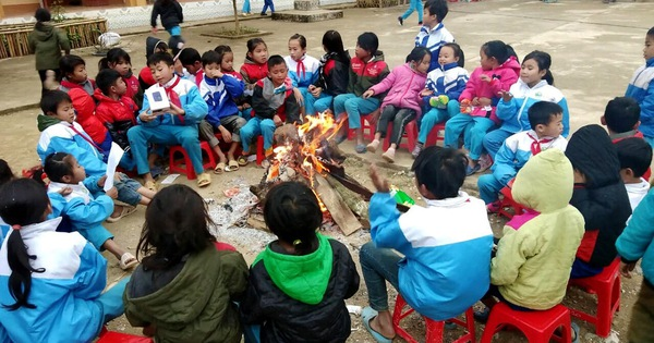 Sáng chế ấm tình thầy trò những ngày đông giá rét ở Lào Cai (14/01/2021) 