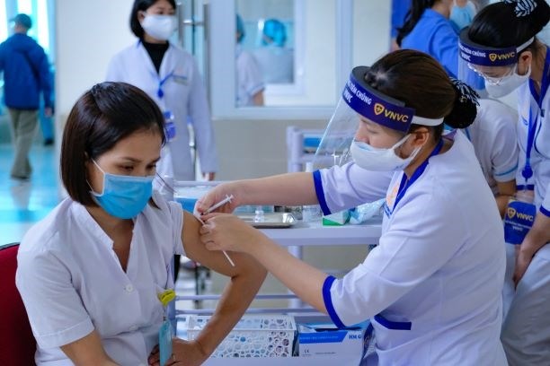 Vaccine phòng Covid-19 trong nước đang ở giai đoạn nào? (31/20/2021)