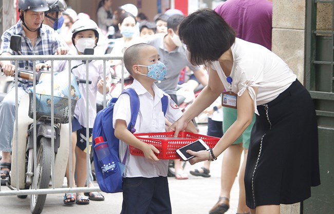 Lên phương án sẵn sàng đón học sinh trở lại trường (18/10/2021)
