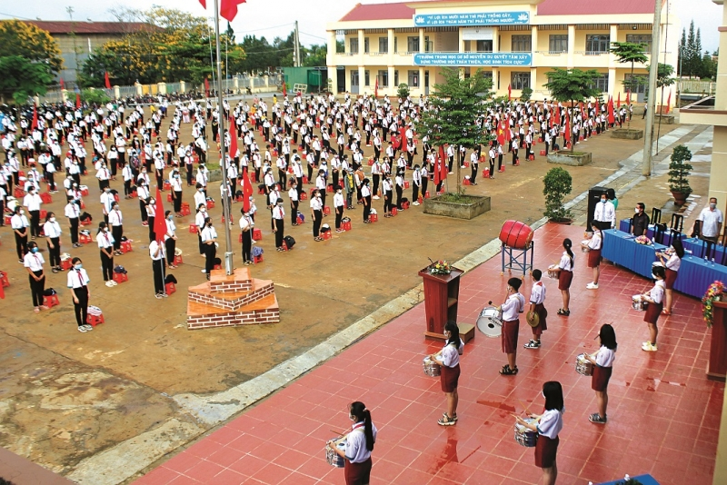 Làm thế nào Đắk Nông duy trì học trực tiếp suốt 2 tháng qua (04/11/2021)