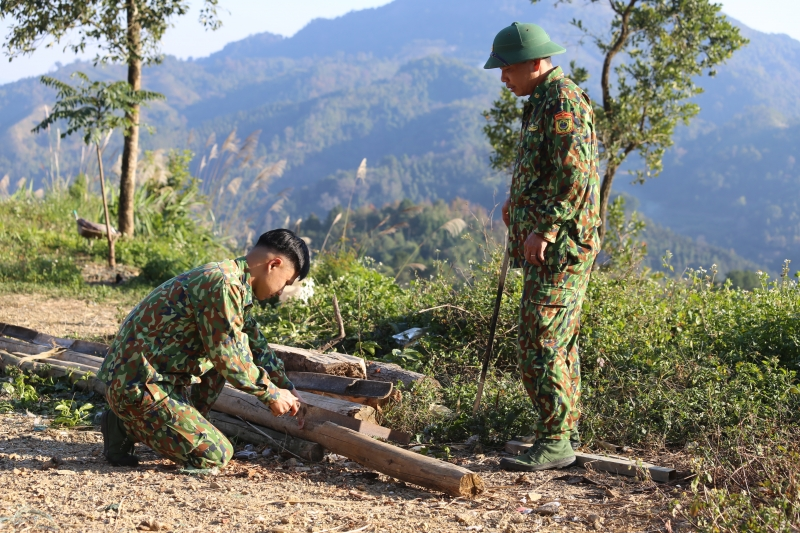 Chốt kiểm soát biên phòng ở vùng biên (17/12/2021)