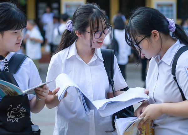 THỜI SỰ 6H SÁNG 06/12/2021: Hà Nội, Đà Nẵng và Long An sẽ cho học sinh một số khối lớp đến trường học trực tiếp trở lại