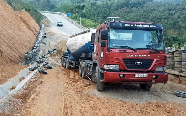 Bạn hữu đường xa: Kinh nghiệm xử lý phanh dành cho xe tải (2/12/2021)