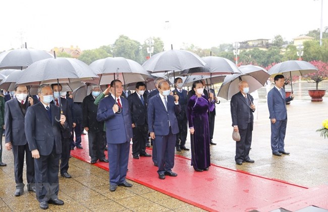 THỜI SỰ 12H TRƯA 9/2/2021: Lãnh đạo Đảng, Nhà nước, MTTQ Việt Nam vào Lăng viếng Chủ tịch Hồ Chí Minh nhân dịp Tết Nguyên đán Tân Sửu 2021