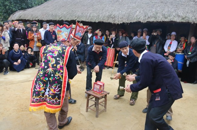 Người Dao Khâu gửi ước mong hạnh phúc qua tiếng kèn (15/02/2021)