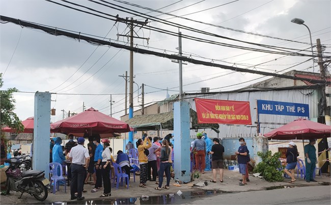 Nguy cơ lây lan dịch bệnh tại TPHCM và sang các tỉnh lân cận là rất cao (29/05/2021)