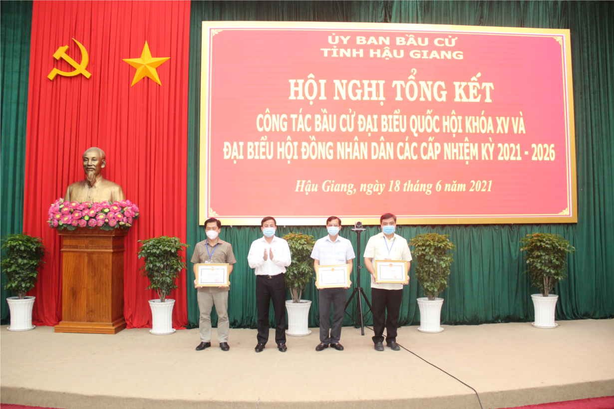 Hậu Giang tổng kết công tác bầu cử QH và đại biểu HĐND các cấp (18/06/2021)