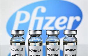 Hiện nay “Vaccine Pfizer không có một nguồn vaccine tư nhân nào là hợp pháp” (16/6/2021)