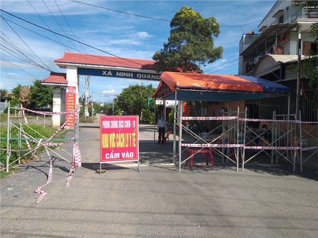 Khánh Hòa: Miễn phí xét nghiệm, đưa đón sinh viên từ thành phố Hồ Chí Minh trở về (17/07/2021)